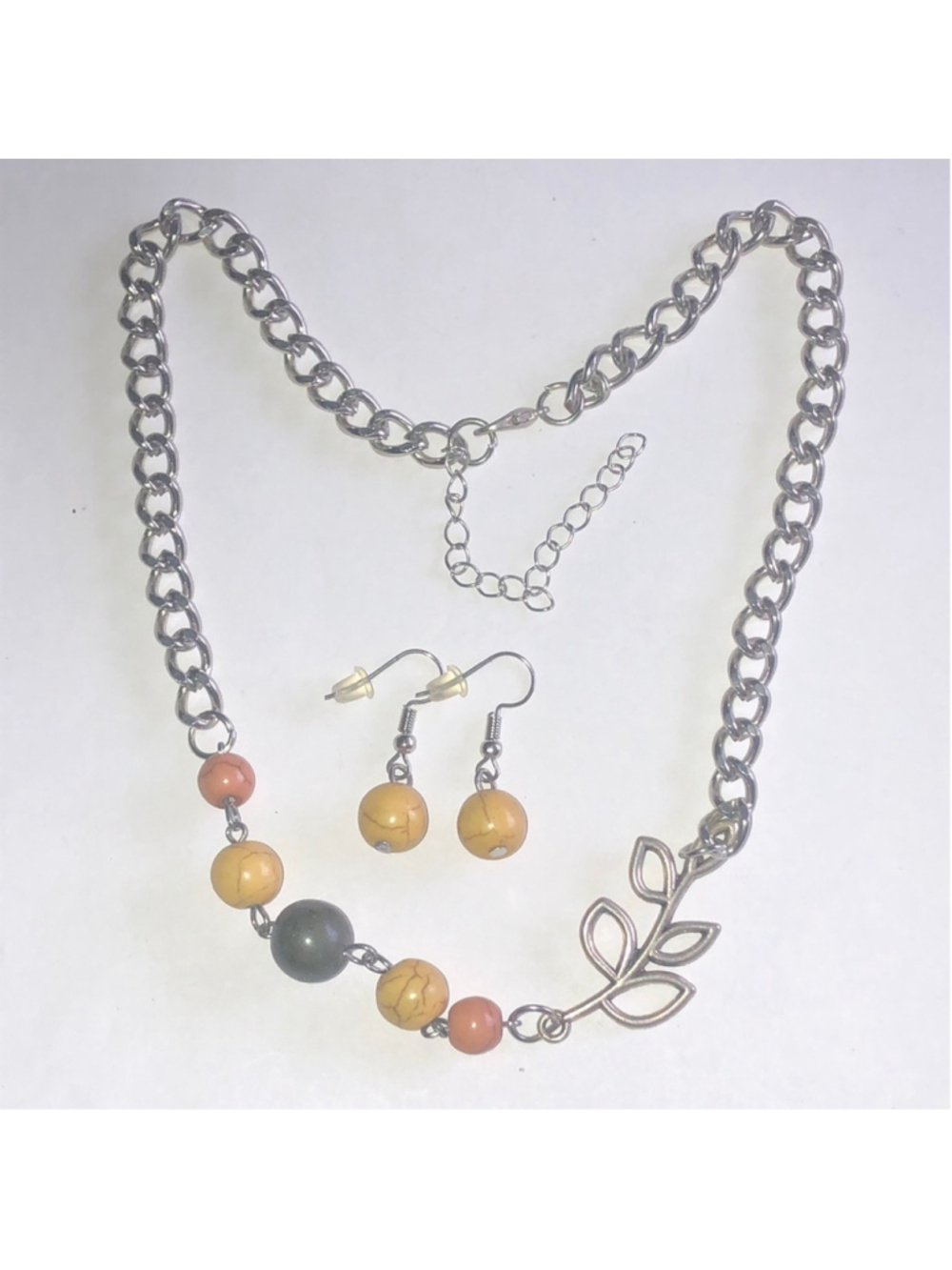Silver Tone Chain Necklace Earring Set with Leaf Accent and Multicolor Beads
